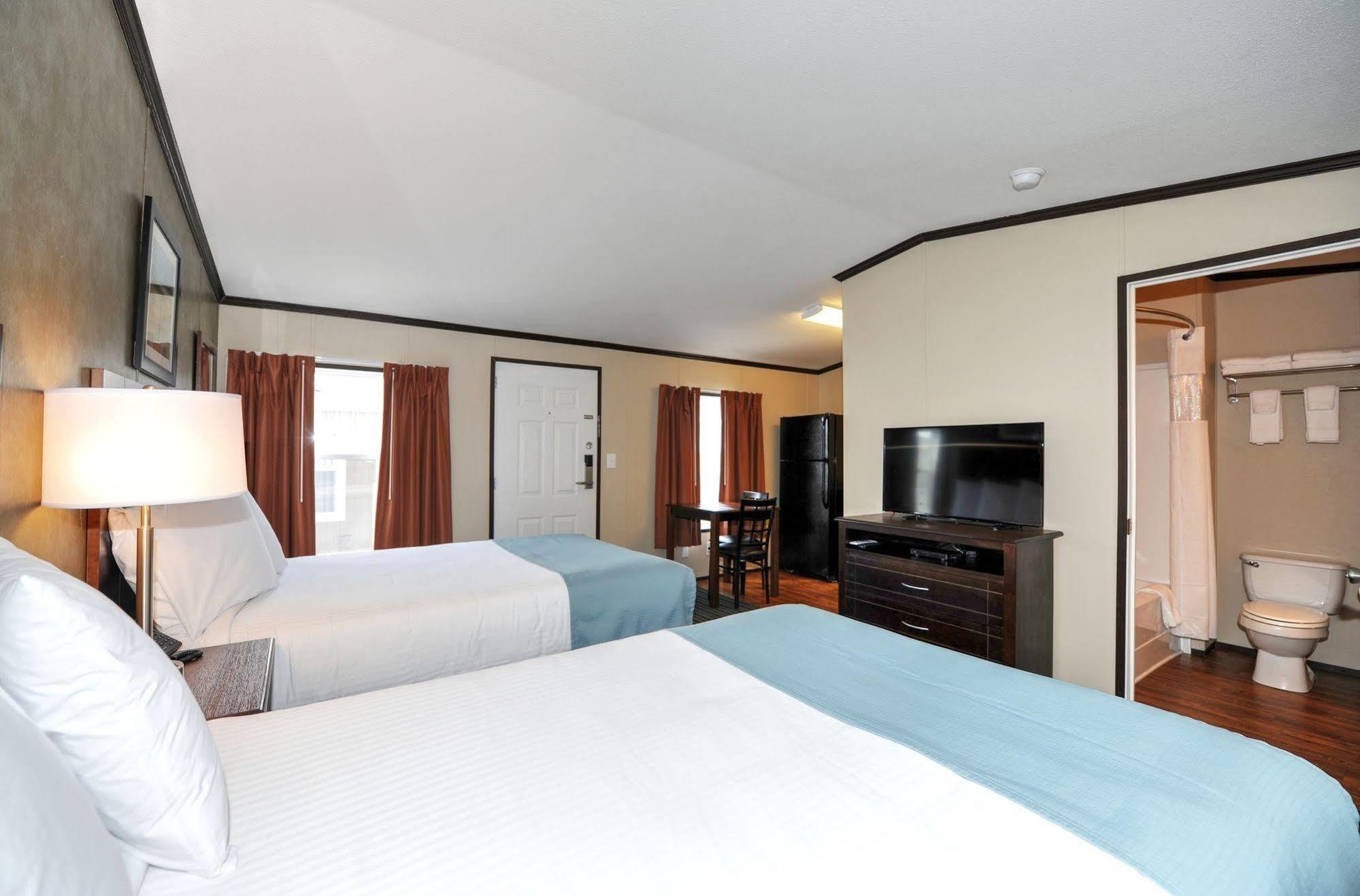 Instalodge Hotel And Suites Karnes City ภายนอก รูปภาพ